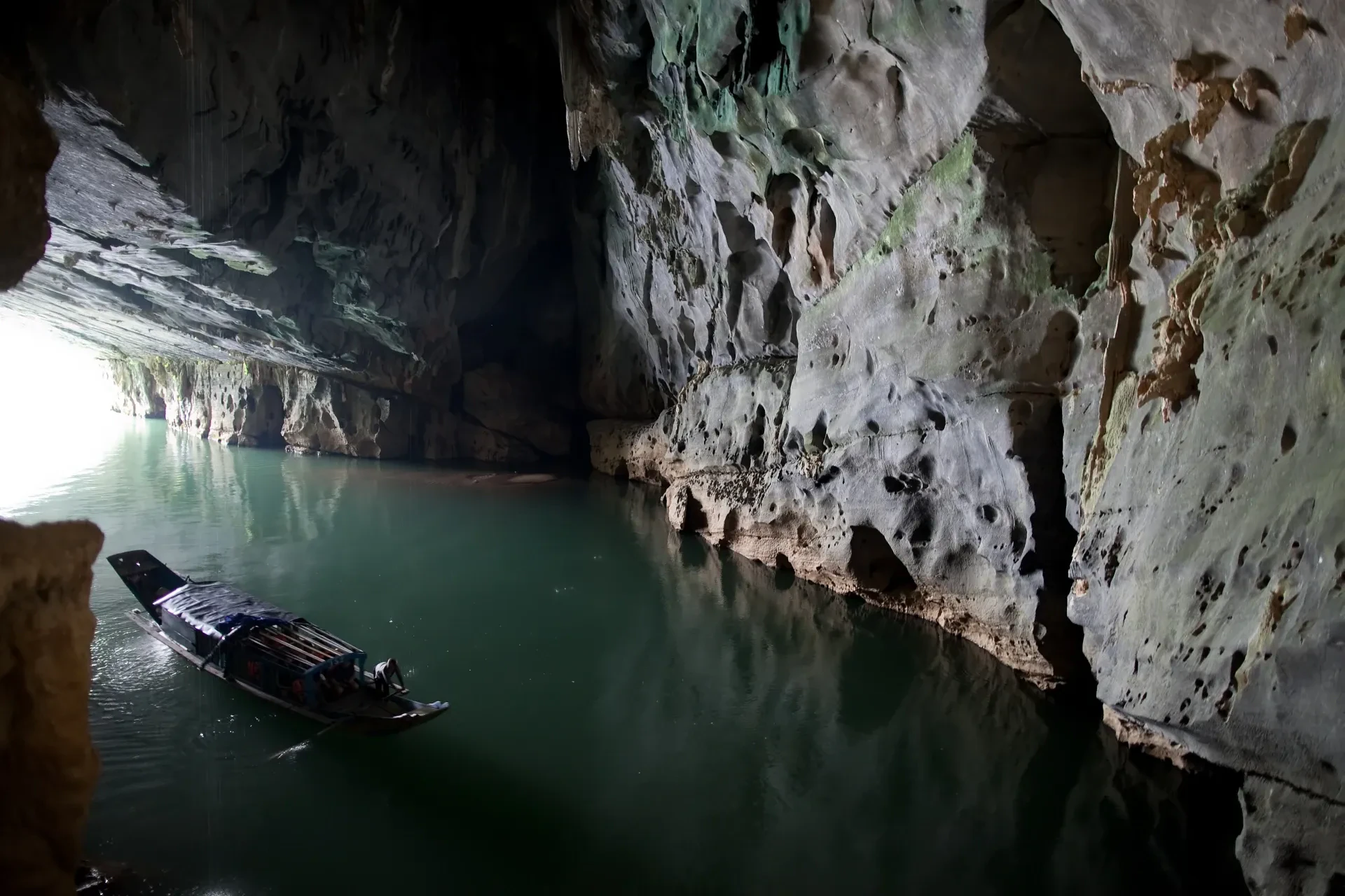 Central Vietnam itinerary: Phong Nha, Hue, Hoi An and Da Nang in 1 week or 10 days