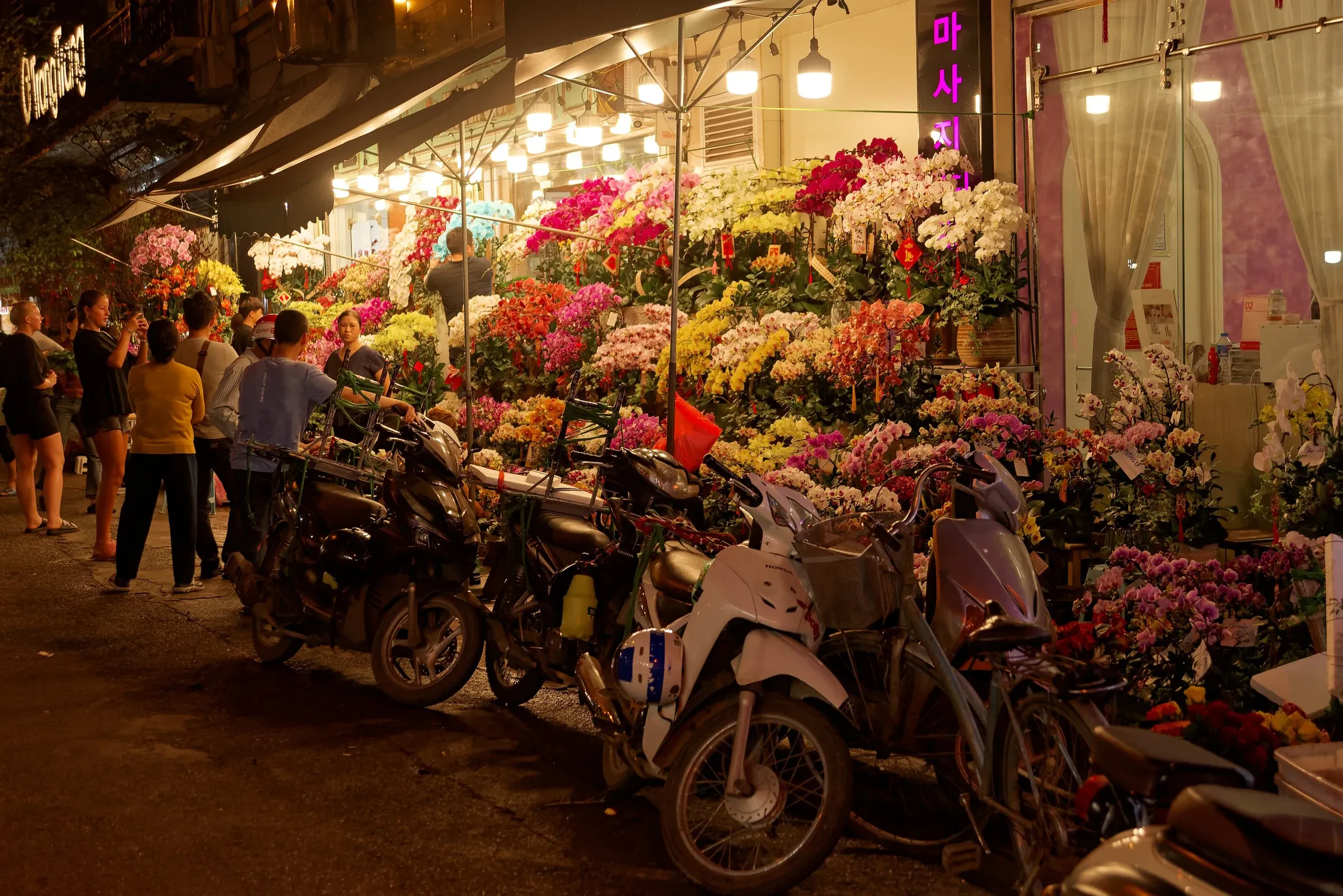 Things to do in Hanoi: the Old Quarter, the lakes and day trips