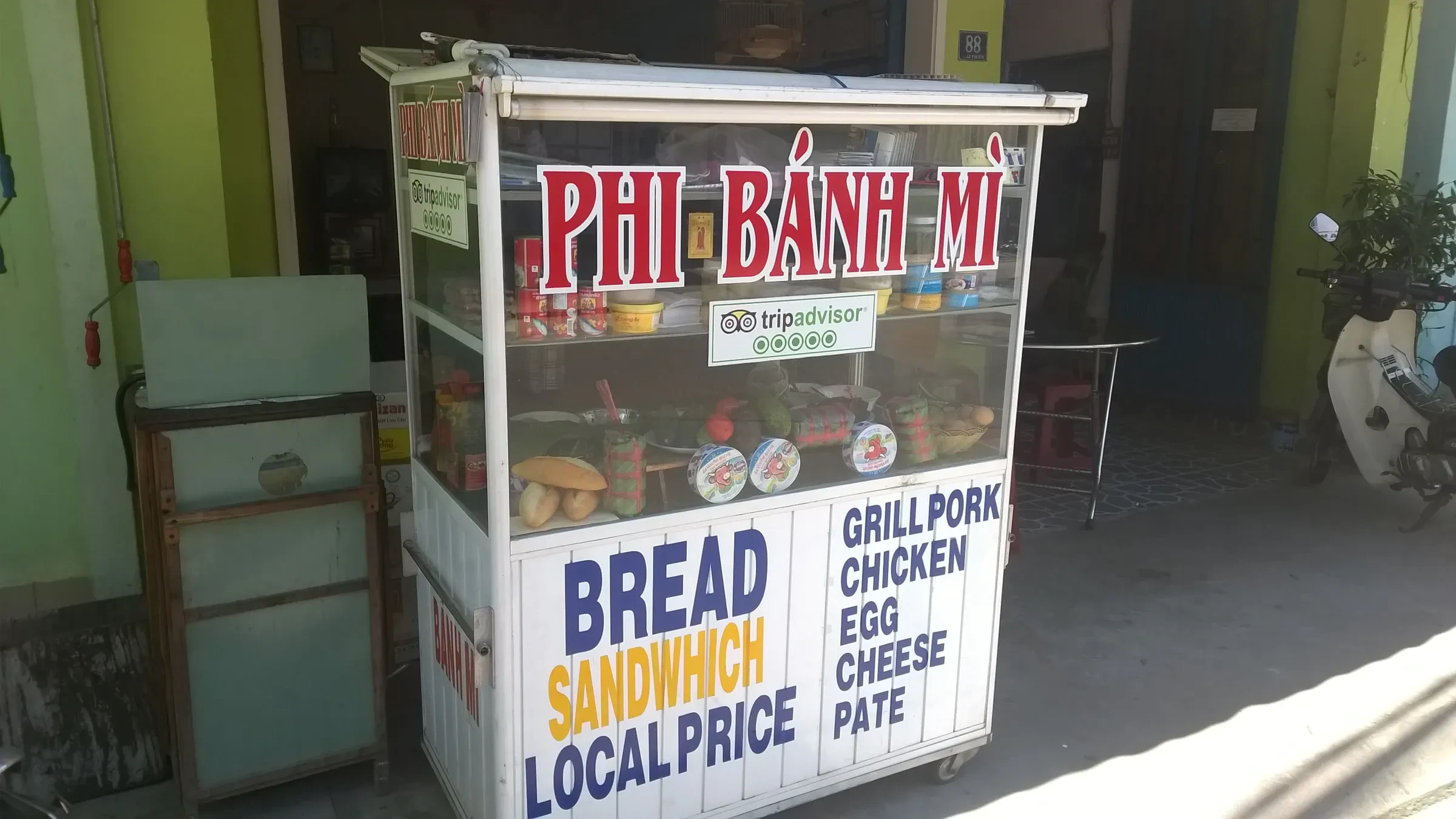 A banh mi sandwich cart on a Hoi An street