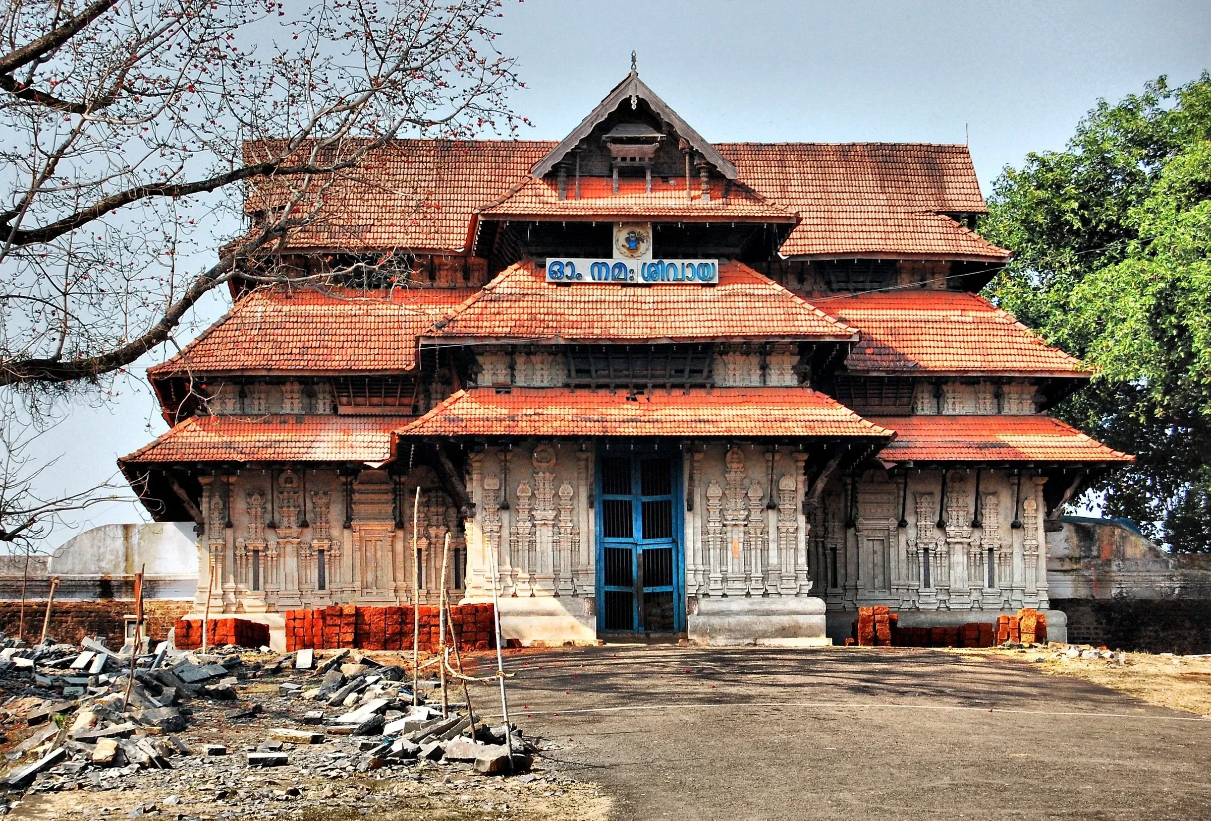 The south gopuram of Vadakkunnathan Temple in Thrissur