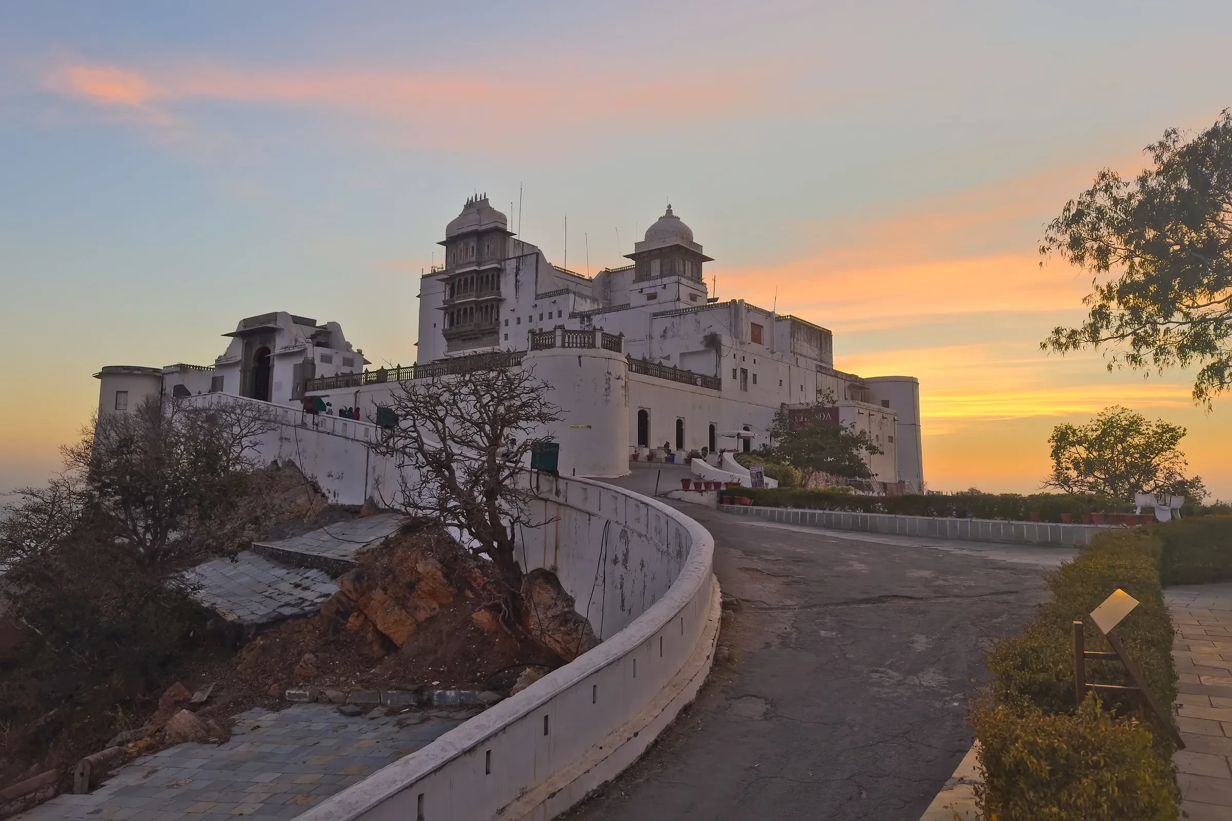 Sajjangarh, the Monsoon Palace, above Udaipur at dusk