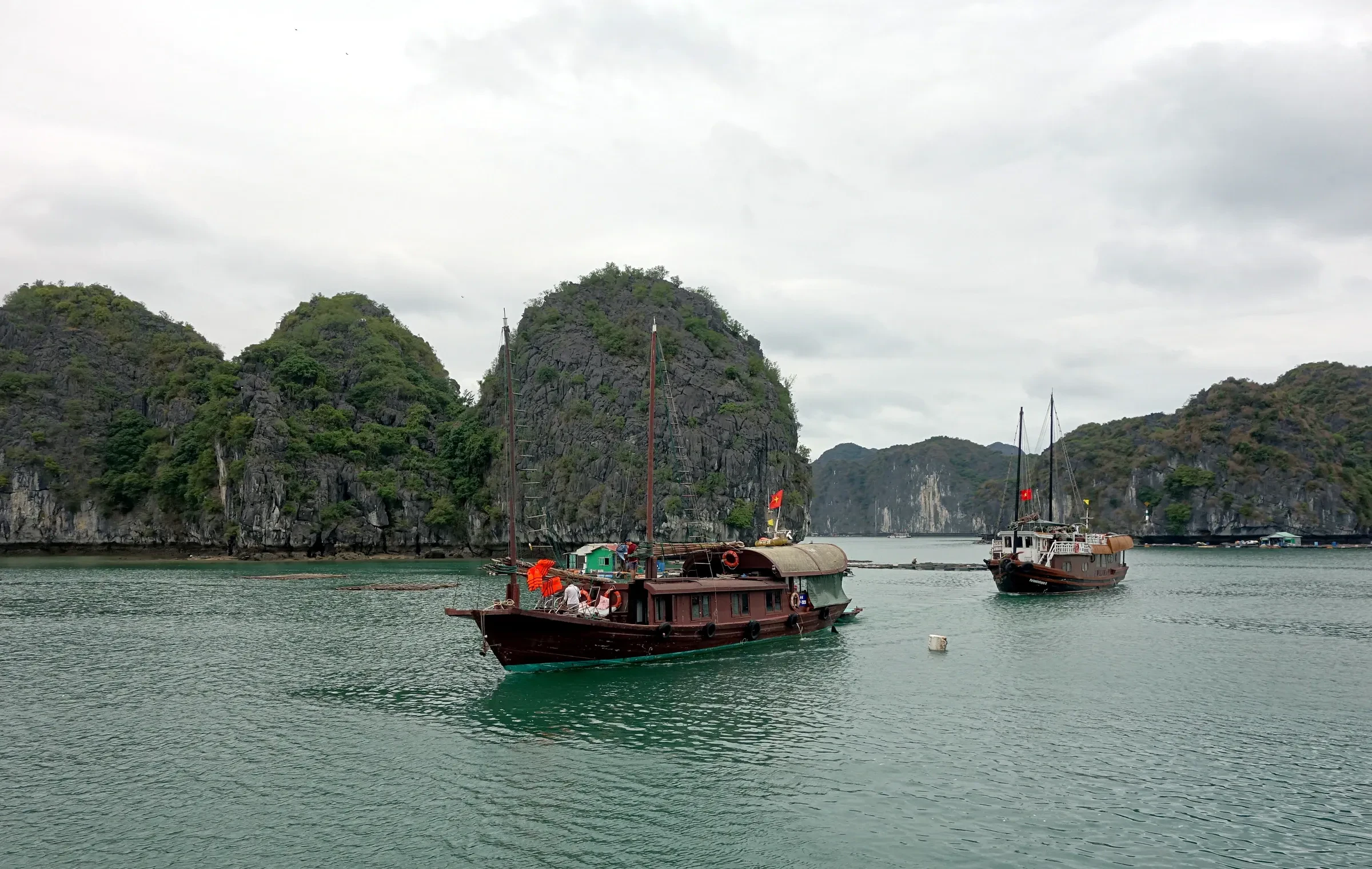 Northern Vietnam itinerary: Hanoi, Ninh Binh, Lan Ha Bay and Sapa in 1 week or 10 days