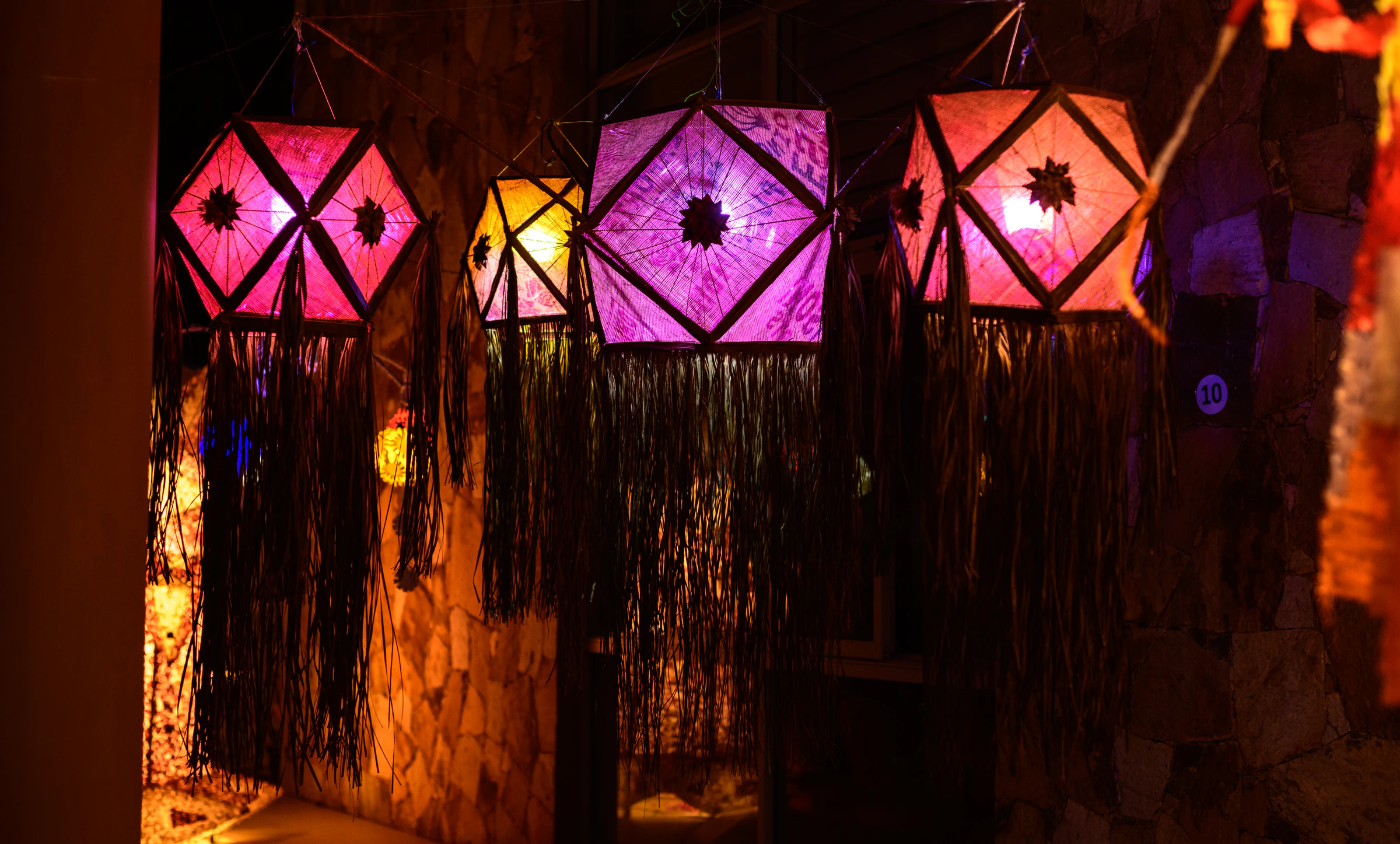 Vesak in Sri Lanka: lanterns, dansal and dates