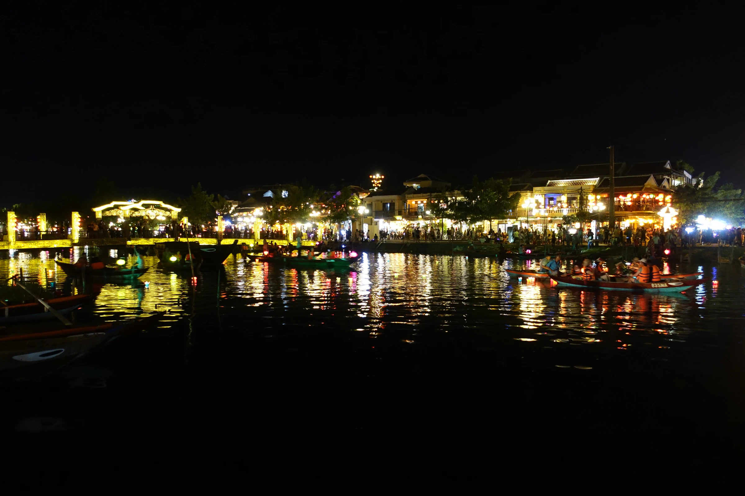 Hoi An's old town lit up by lanterns at night