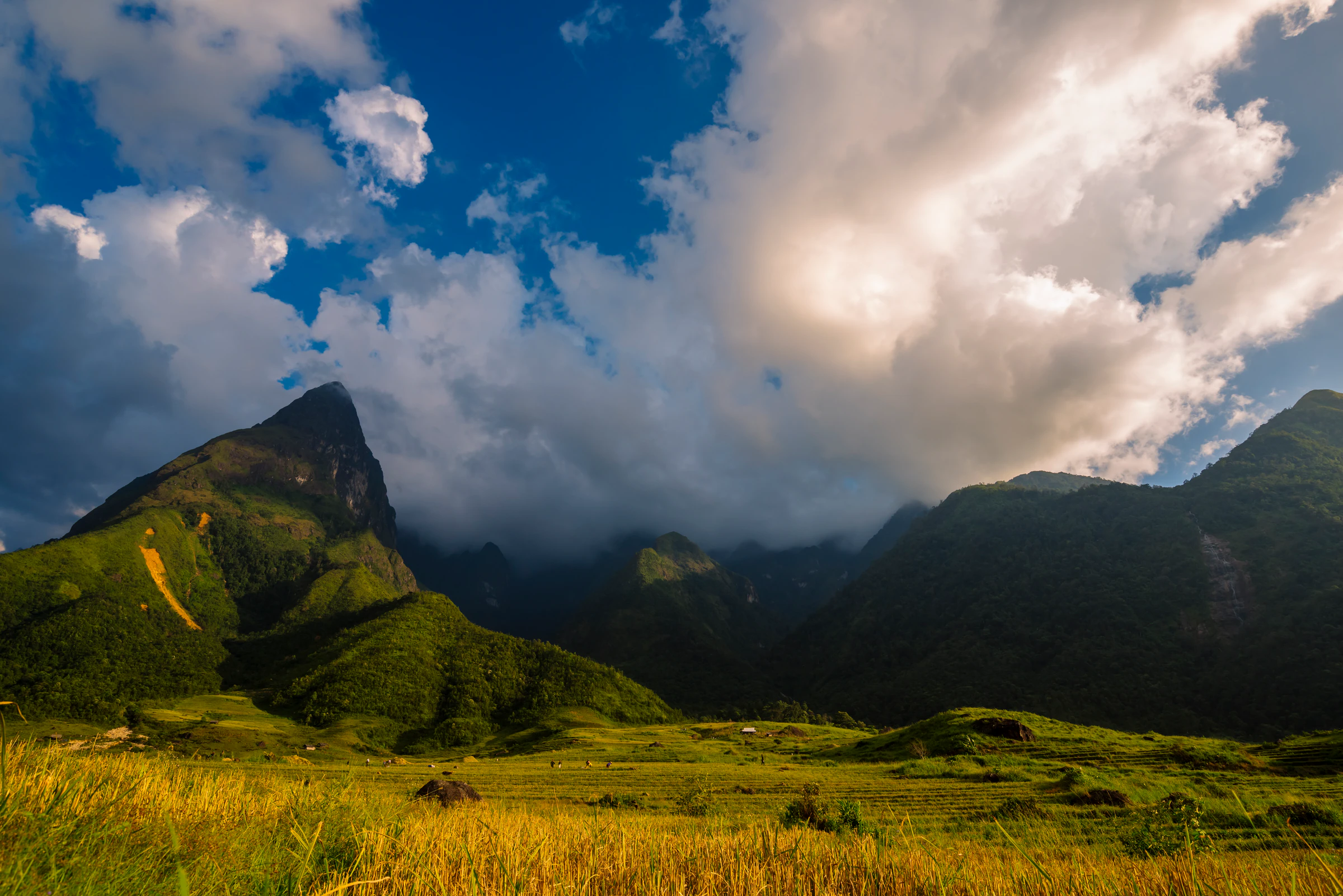 Green valleys and hills outside Ha Giang town