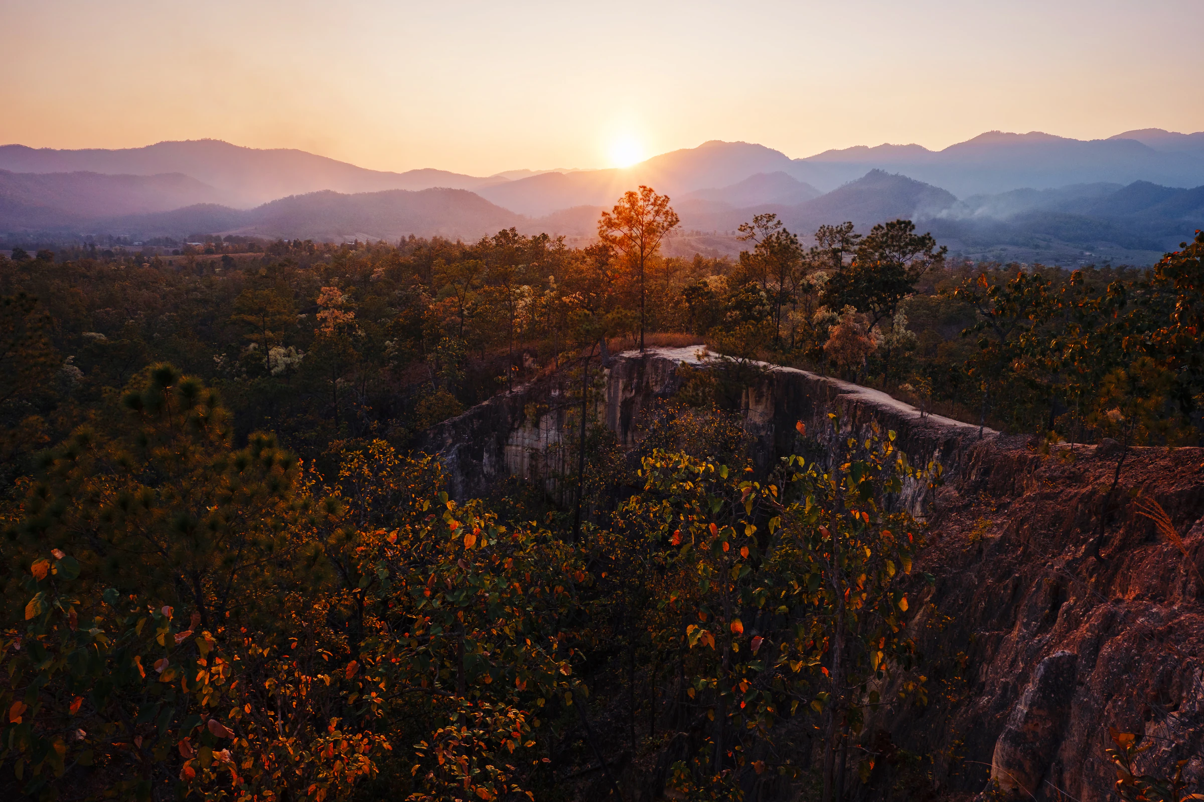 The Pai valley hills at sunset, seen from the rim of Pai Canyon