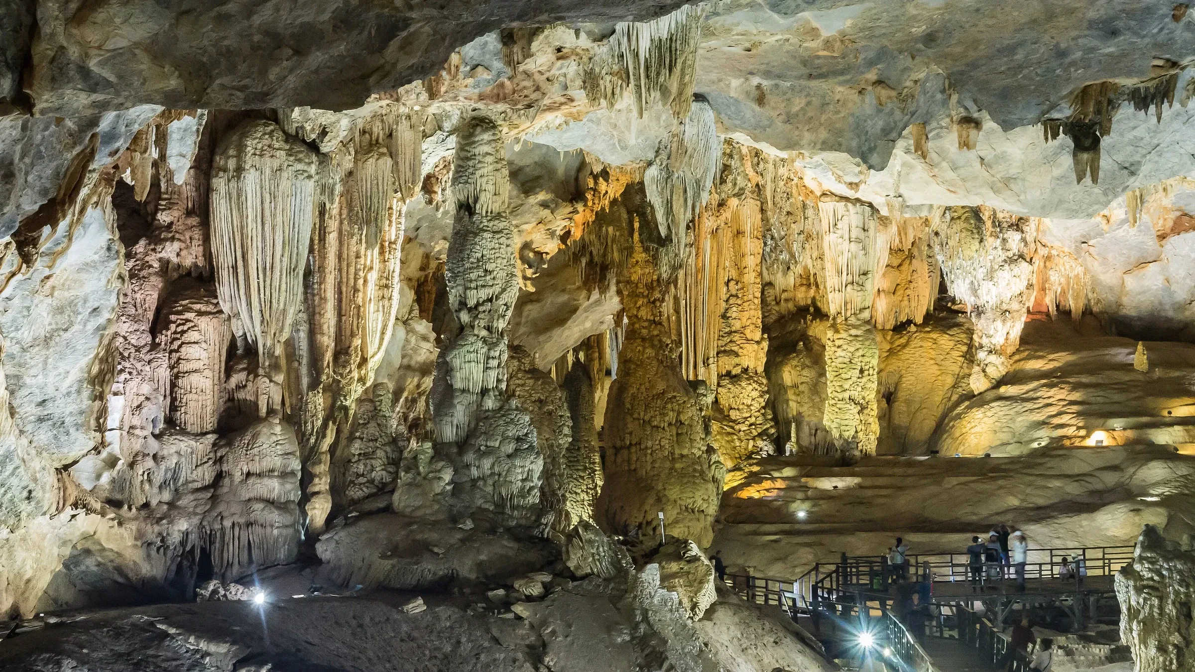 Stalactites and rock formations inside Paradise Cave